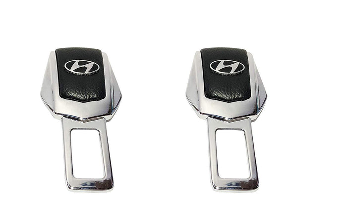 pair of Hyundai seat belt 