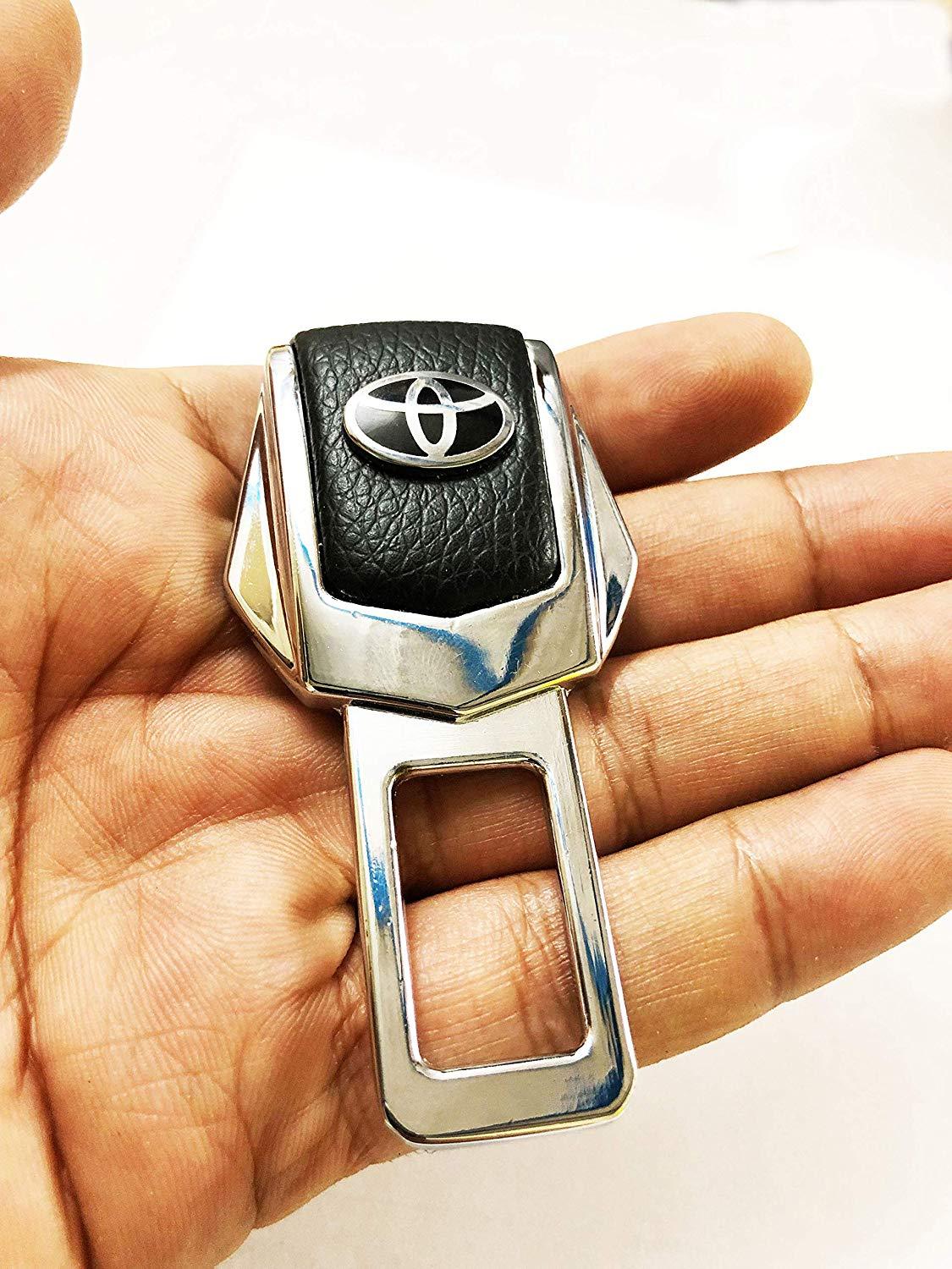 Pair of toyota seat belt buckle